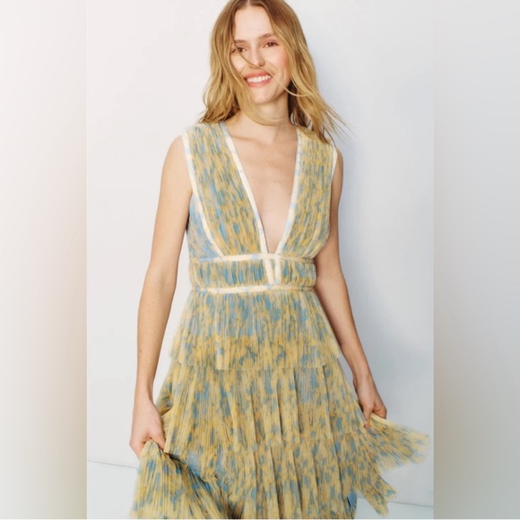 NWT Hutch Amora Tiered Tulle Gown - Size 10 - Picture 3 of 9